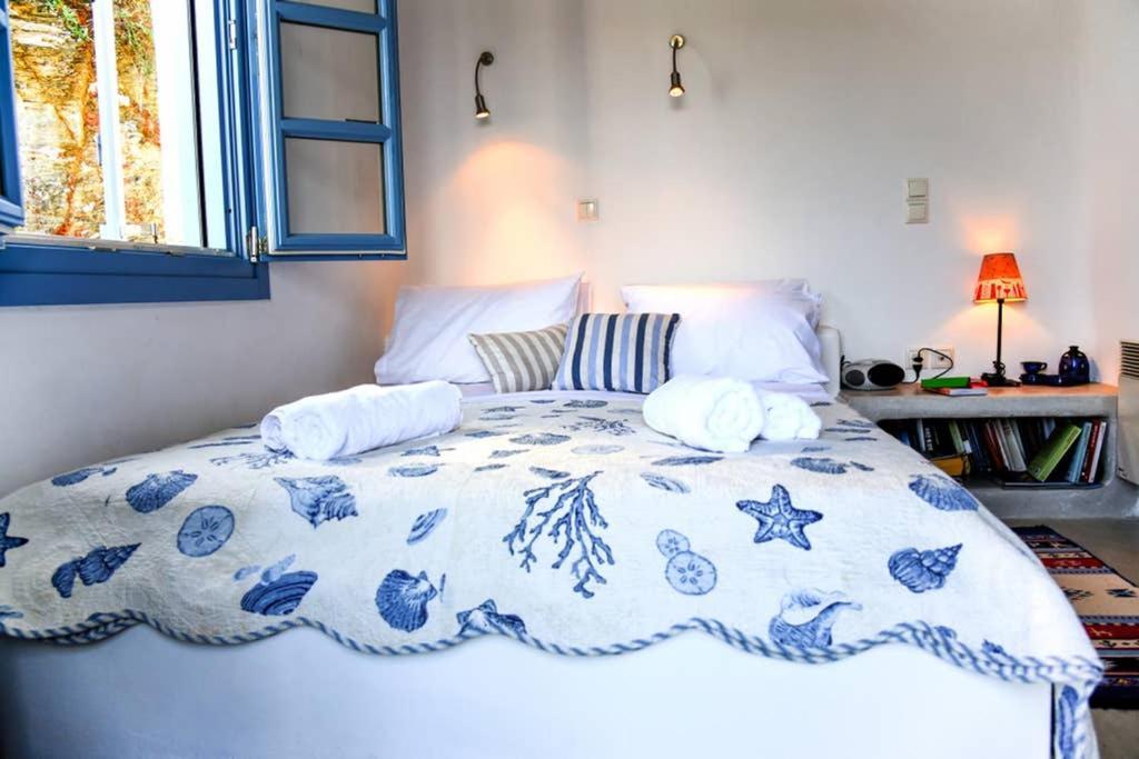 Villa Niloya Kythnos Loutra  Luaran gambar